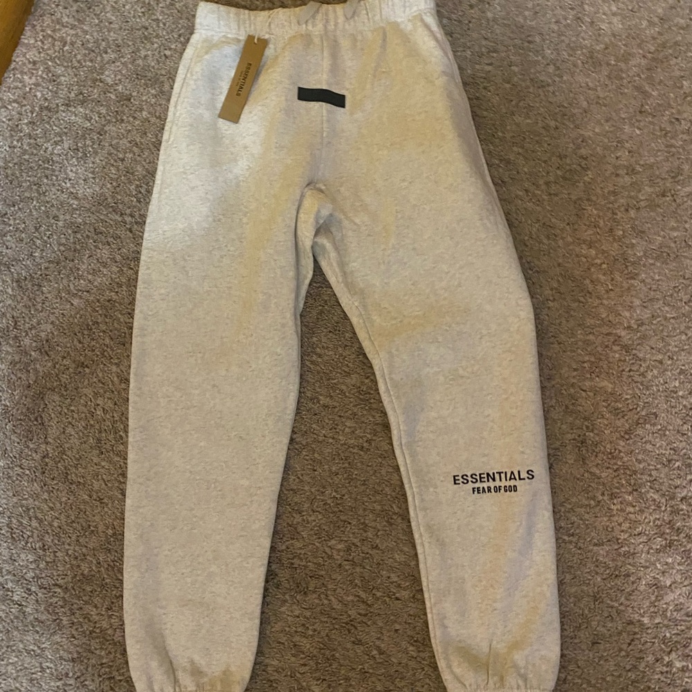 Men’s Essentials Gray Sweatpants